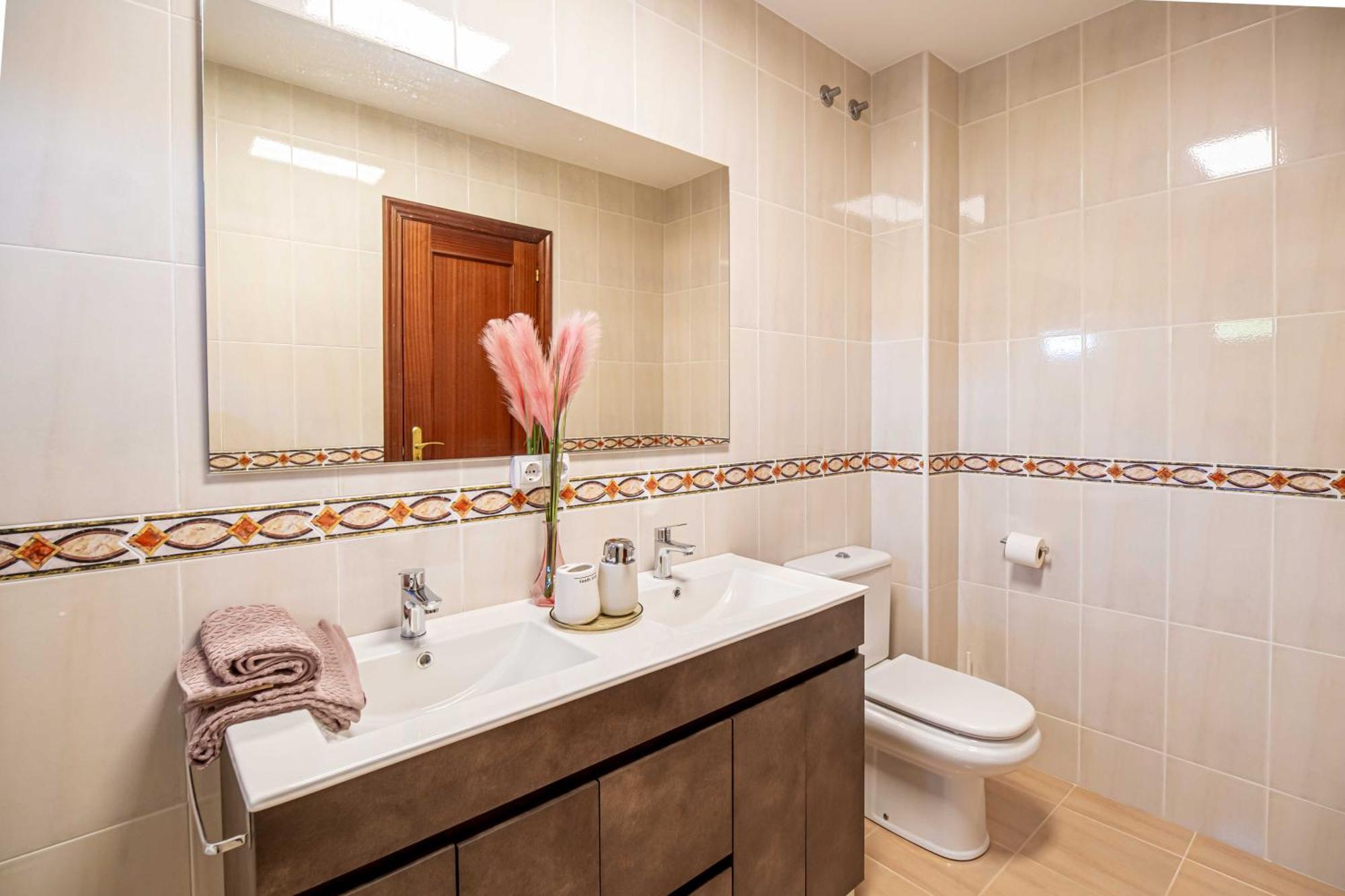 Wasi Compostela Villa ซานติอาโก เด กอมโปสเตลา ภายนอก รูปภาพ